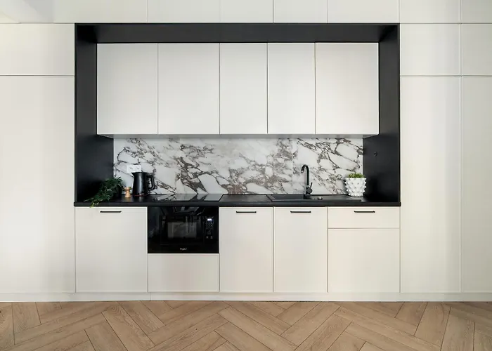 Apartamento Spacious Two Bedroom With Underground Parking By Renters *